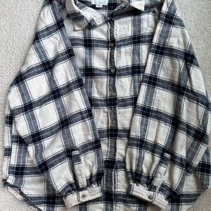 American Eagle Outfitters Black and Cream Plaid Shirt